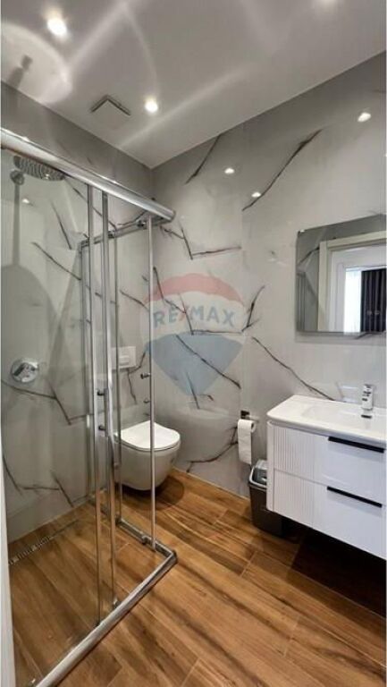 Apartament - Për Qira - Rruga Mine Peza, Tiranë