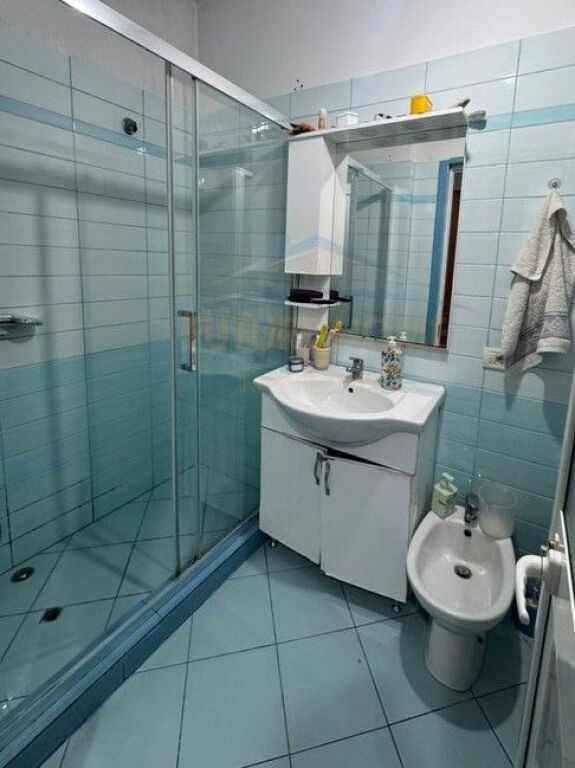 Shitet, Apartament 1+1, Fabrika e Miellit, Tirane