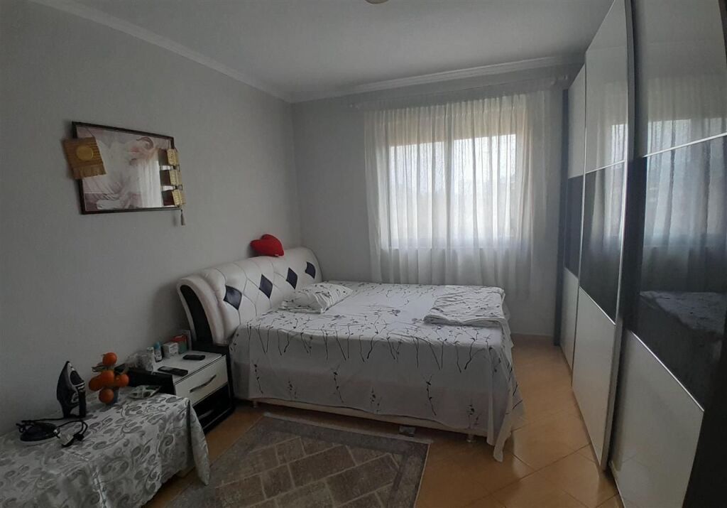 SHITET APARTAMENT 2+1 – ZONA OXHAKU, TIRANË ✨🏡