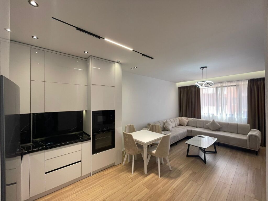 Appartamento 1+1 in affitto ad Astir