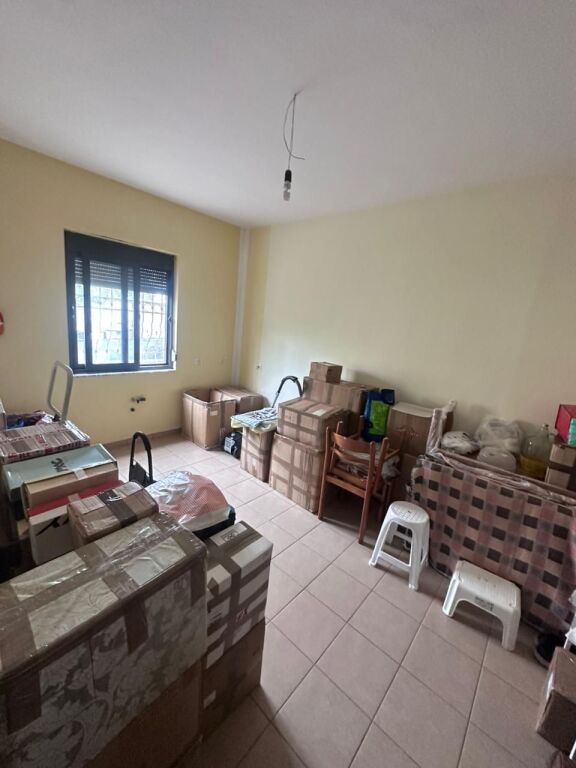 SHITET SHTEPI PRIVATE 2-KATESHE SHKOZET, DURRES