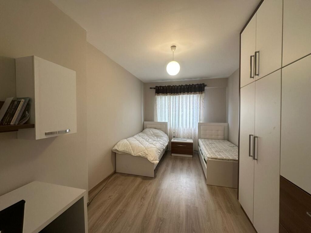 *APPARTAMENTO 2+1+2 IN VENDITA A 5 MAJI*