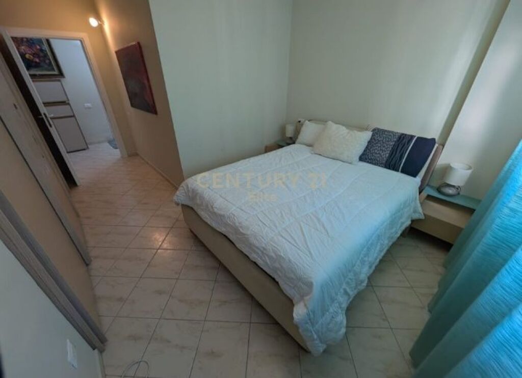 Jepet me qera apartament 1+1