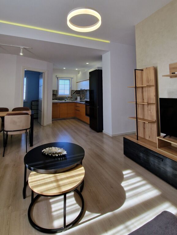 Apartament me qera 2+1 – Misto Mame