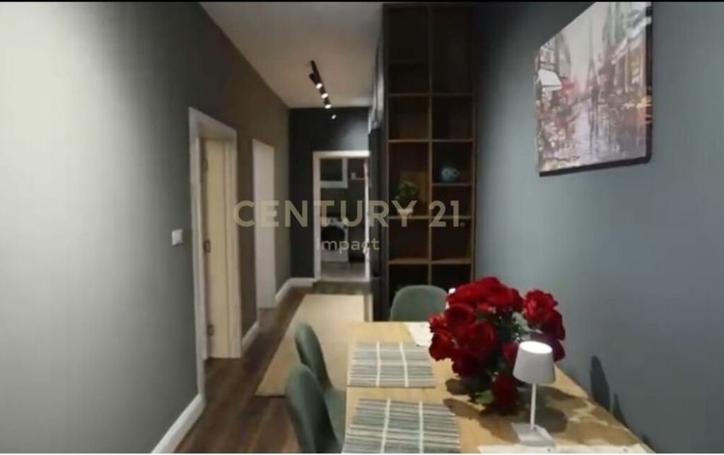 Vilë 1+1 Për Shitje në Don Bosco