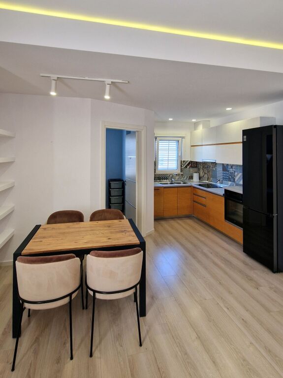 Apartament me qera 2+1 – Misto Mame