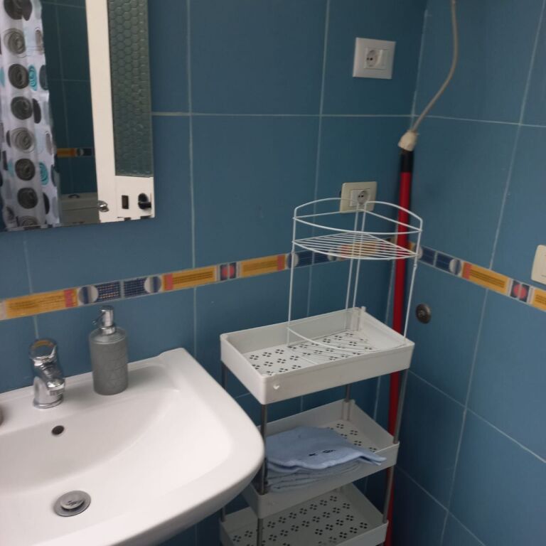 Qera | Apartament 1 + 1 | Qender | 600 €/muaj