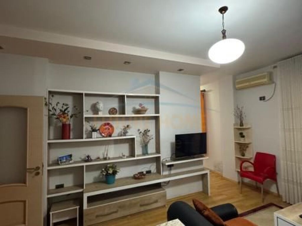 Qera,Apartament 2+1+2, Fresk, Tirane