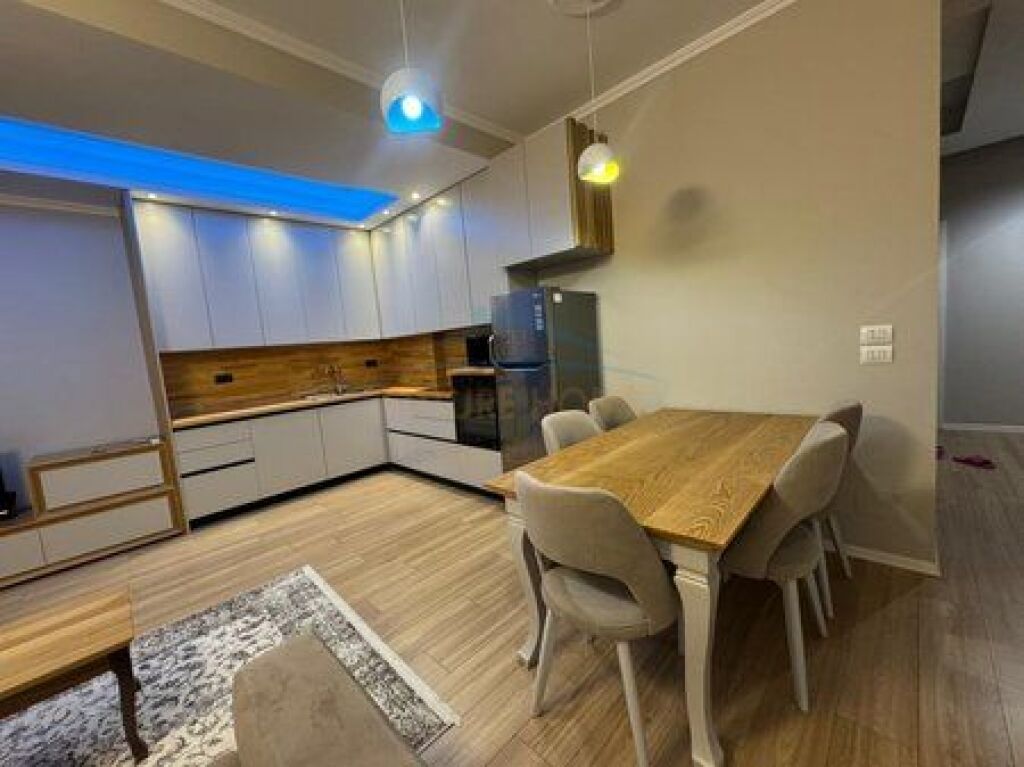 Qera, Apartament 2+1+2 , Jordan Misja , Tirane
