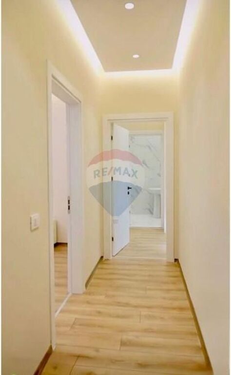 Appartamento in vendita 2+1 al Bulevardi Blu, Kamez