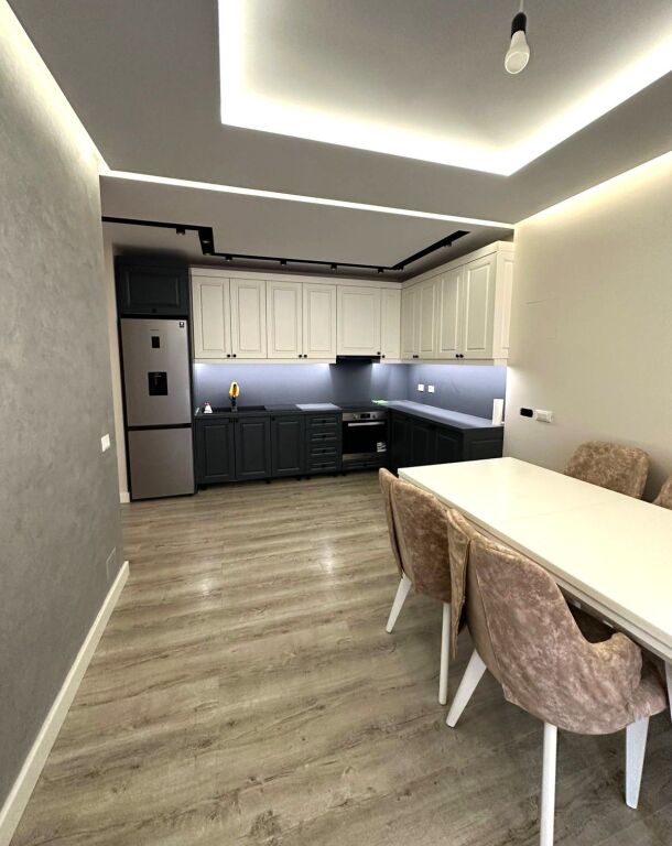 Astir Shitet Apartament 3+1+2