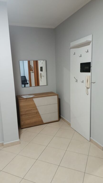 Apartament 2+1 me qera, Rruga 4 Deshmoret