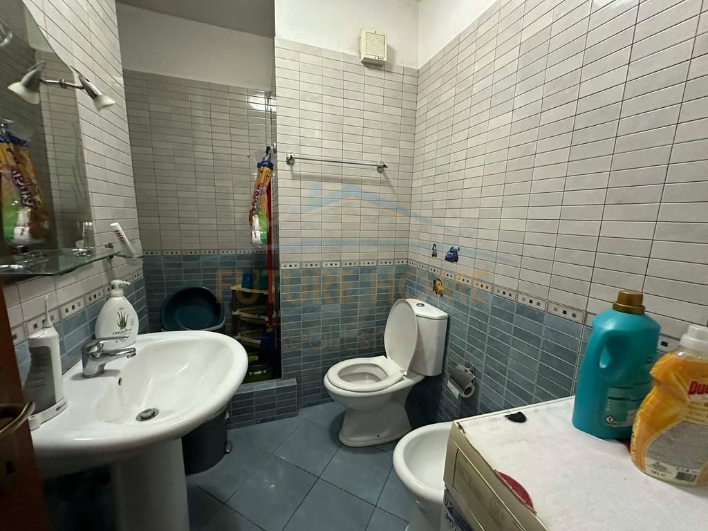 Qera, Apartament 1+1, Fresku