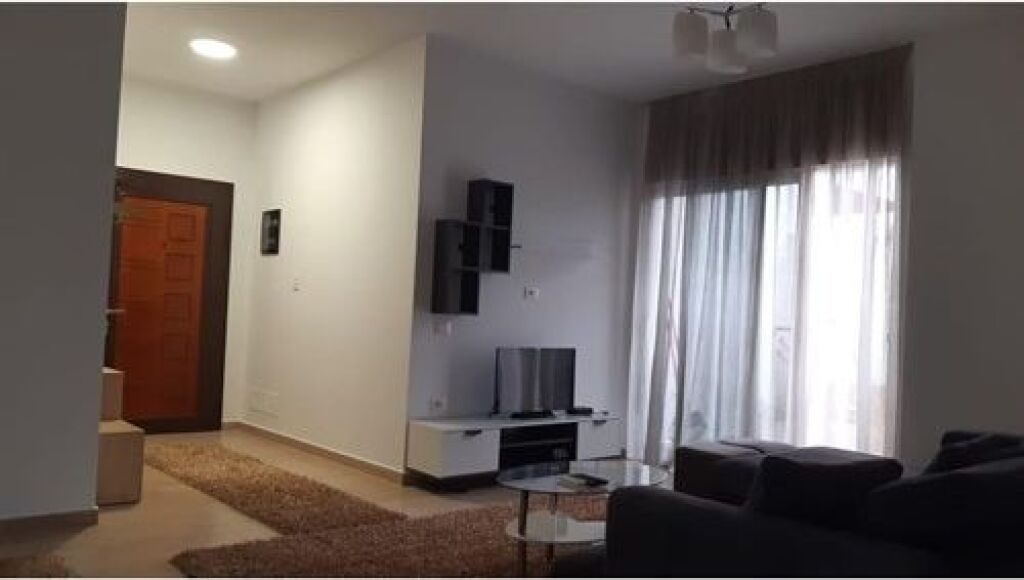 Apartament 1+1 per qira tek Kthesa e Kamzes