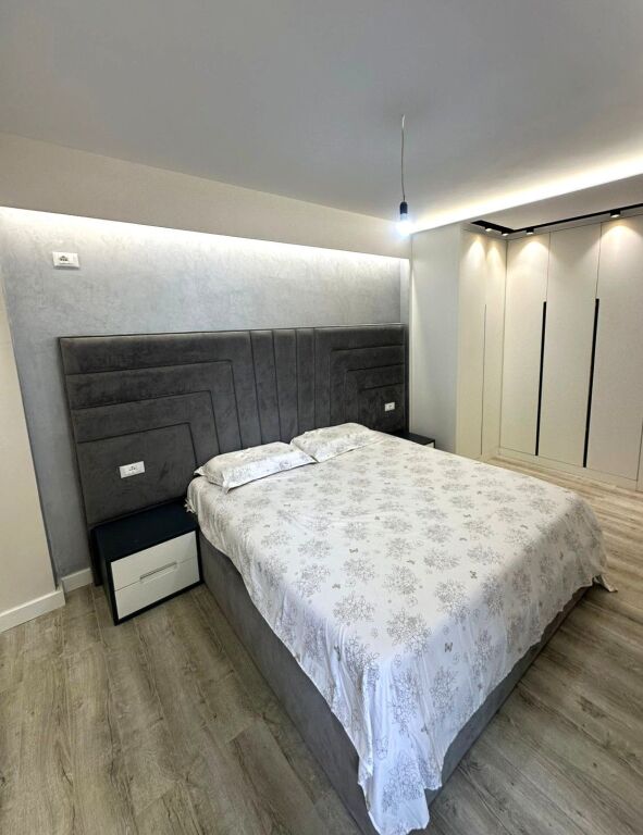 Astir Shitet Apartament 3+1+2