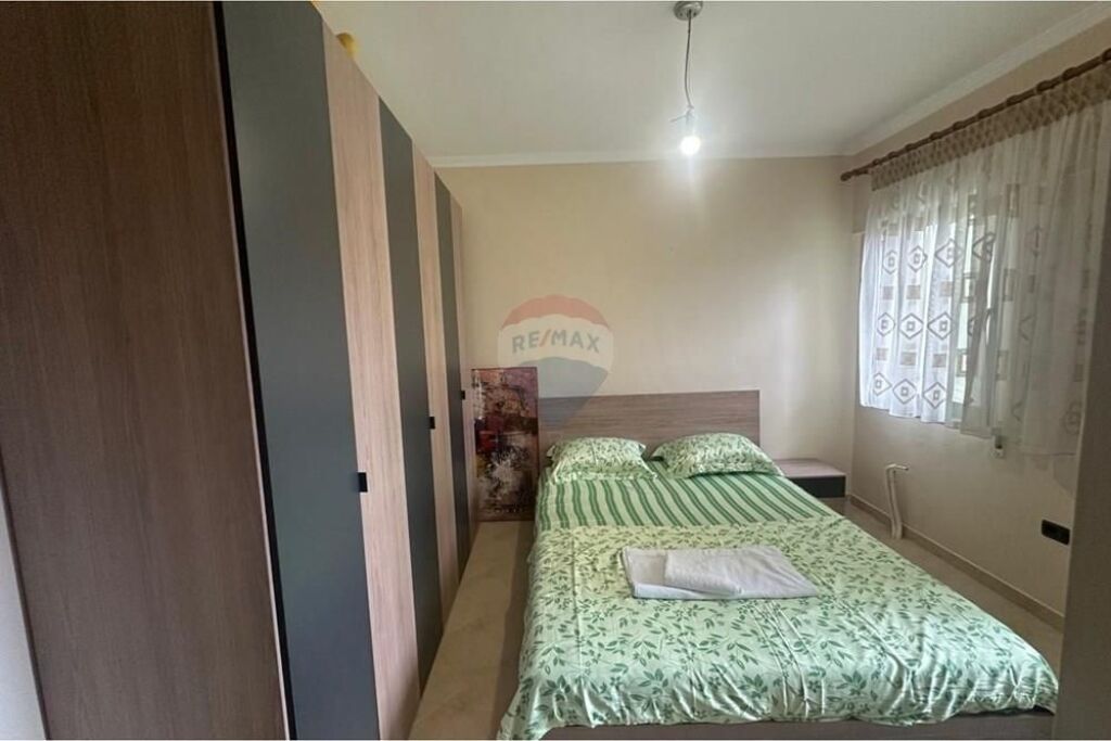 Apartament - Për Qira - Kodra e Diellit 1, Tiranë