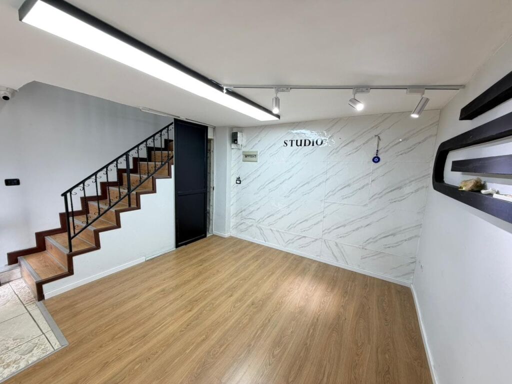 Negozio in Affitto a Mine Peza (ID BD21872) Tirana