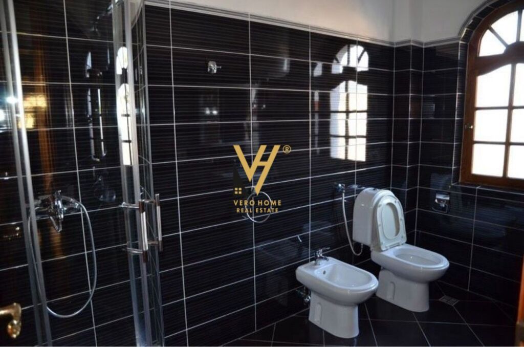 JEPET VILE 4-KATESHE ME QIRA TE RRUGA MIHAL GRAMENO 1.500 EURO