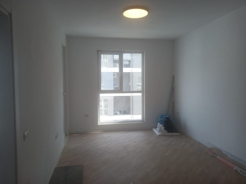 Jepet me qira 1+1 bosh UNIVERS CITY 300 mije leke