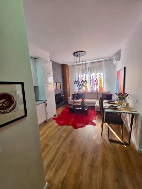 📣 SHITET Apartament 1+1 📍 Prane Mozaikut Te Tiranes ✨