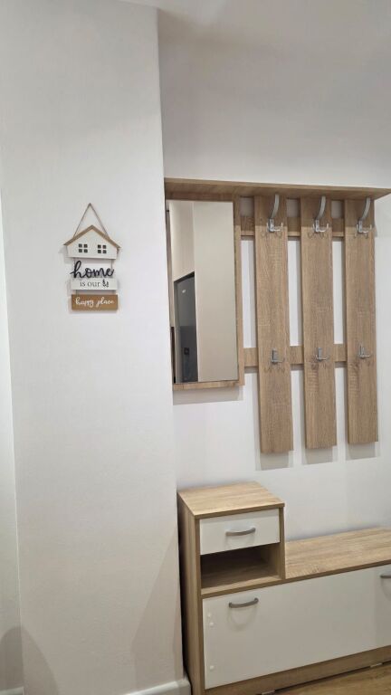 Ali Dem Jepet apartament me qira 2+1 tek Kadiu