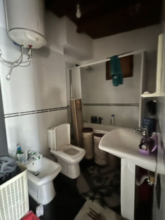 Shiten 2 apartamente tek Komuna e Parisit