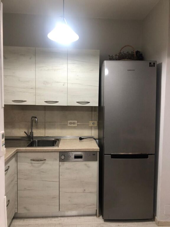 Apartament 1+1 me qera ne Ali Dem