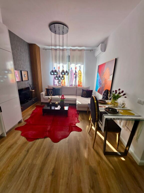📣 SHITET Apartament 1+1 📍 Prane Mozaikut Te Tiranes ✨