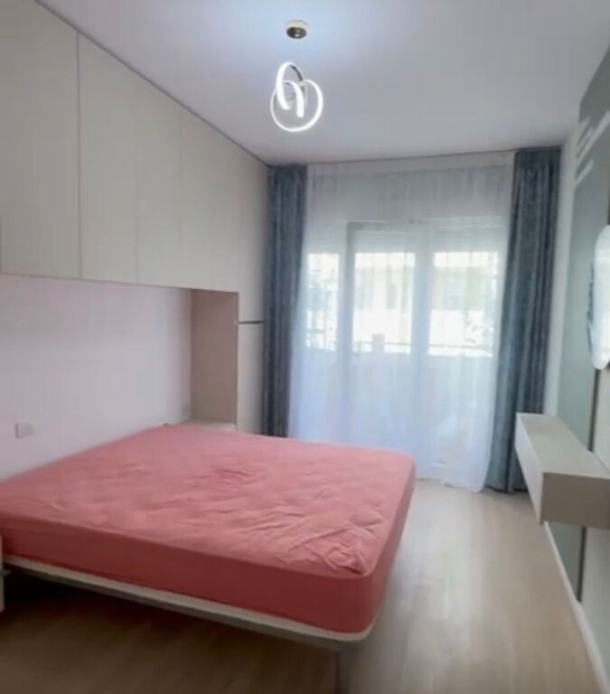 Apartament 1+1 me qira tek Kontakti tek 21 Dhjetori!