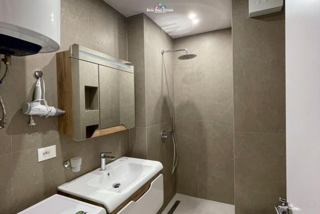 Apartament Me Qera 2+1 tek Rruga e Kavajes (ID B2201849) Tirane