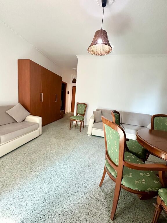 JEPET ME QIRA – Apartament 1+1 (Vijë e Parë, Pamje Deti) prane Adriatik 2