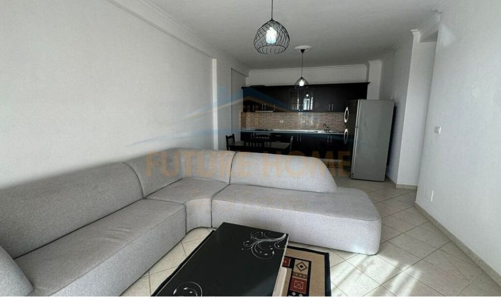 Shitet, Apartament 2+1, Pallatet Romario, Unaza e Re