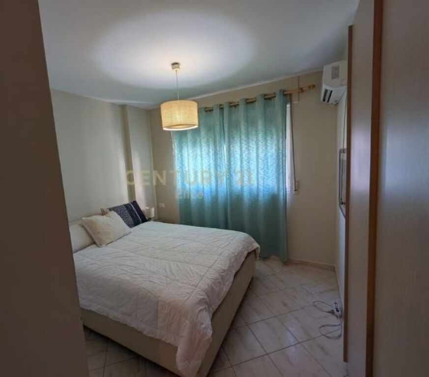 Jepet me qera apartament 1+1