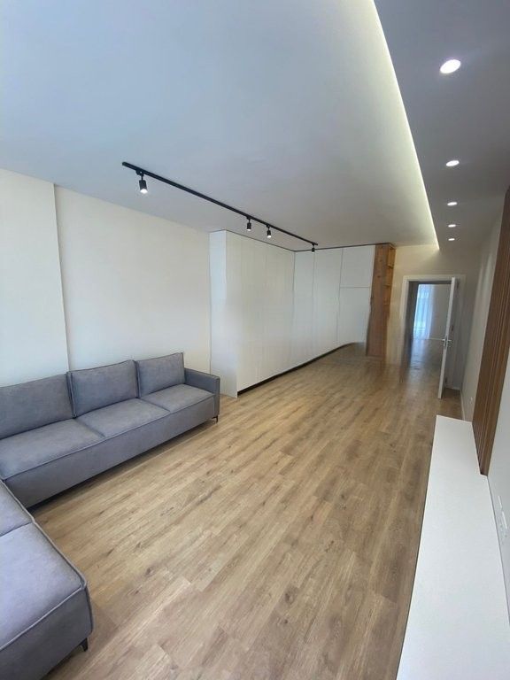 Apartament 2+1 për shitje në Univers City. 145,000 €