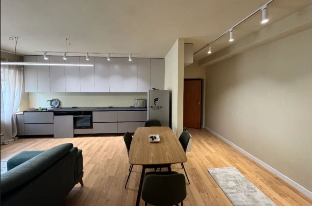 APARTMENT FOR RENT 2+1+2 DURRES STREET 110,000 LEKE FH-69307