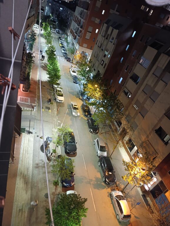 Goca 1+1 tek Tower Bridge tek Komisariati Nr 4 Rruga e Dibres