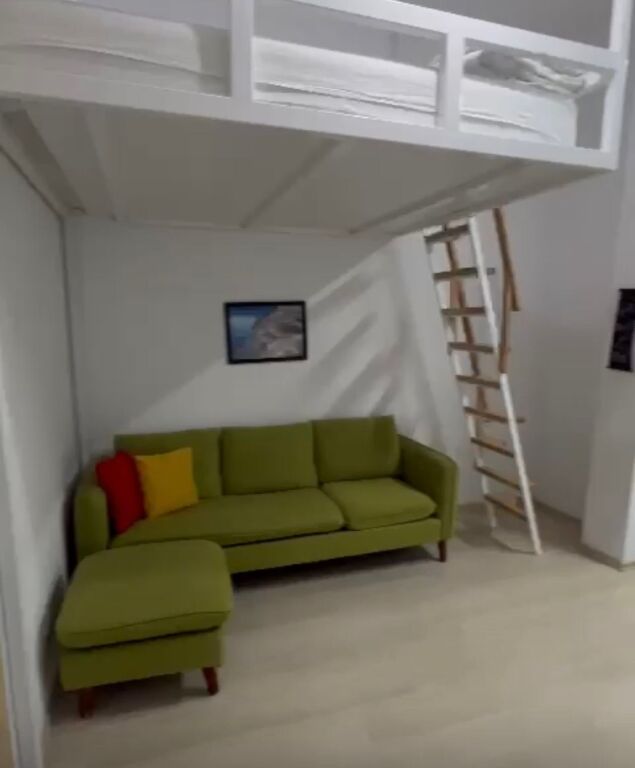 Apartament garsoniere prane Petro Ninit!