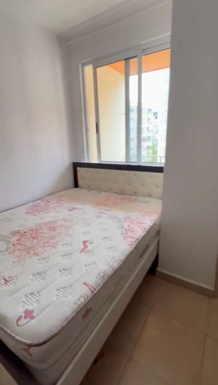 Jepet me qira Apartament 1+1, Astir