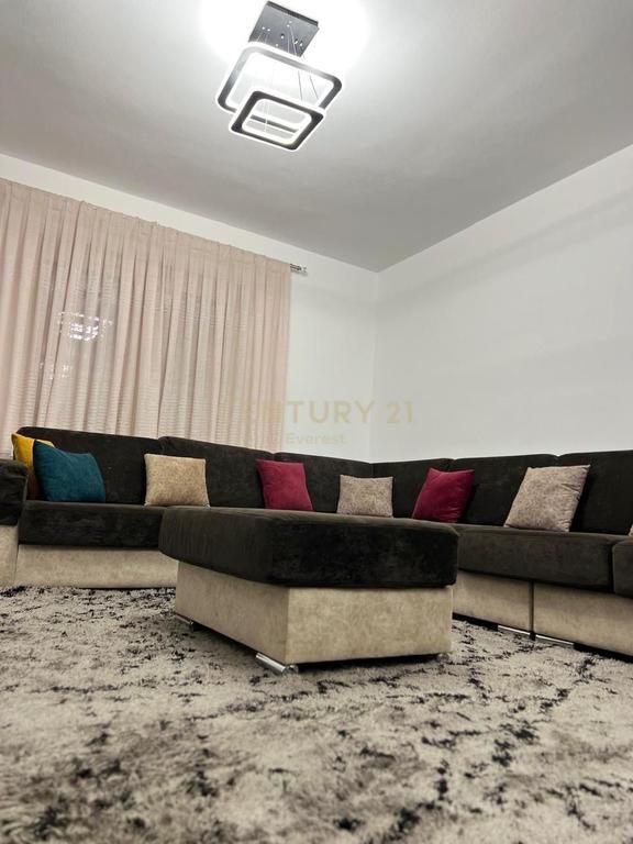 SHKOLLA E BALETIT, JAPIM APARTAMENT 2+1 PER QIRA