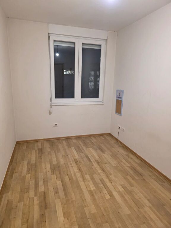 For rent 2+1+2 empty CONTACT FROSINA PLAKU 700€