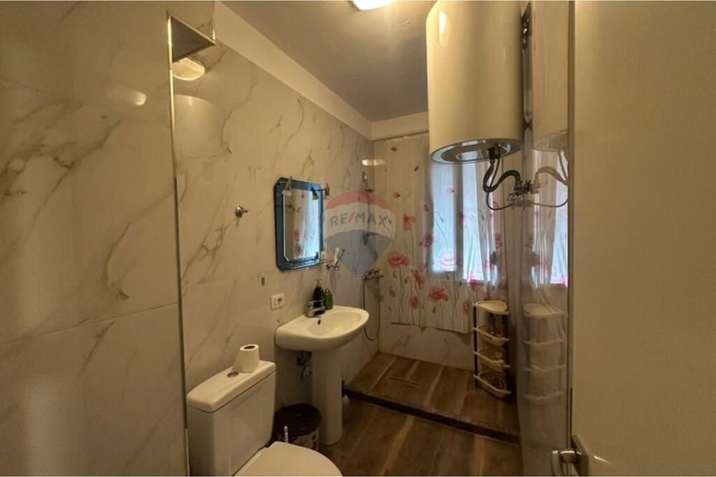 APARTAMENT 2+1+2 PER SHITJE TE 5 MAJI