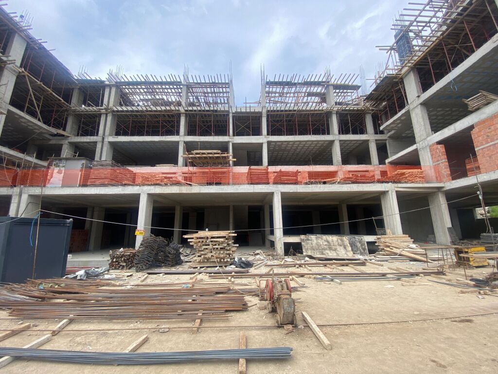 Shitet Apartament 2+1, Paskuqan, Tirane . Empire66923