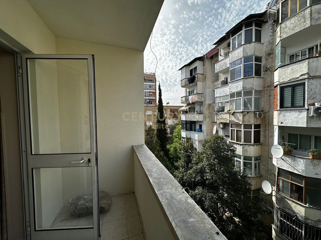 JEPET ME QIRA APARTAMENT 3+1 NE RRUGEN MINE PEZA