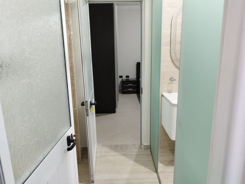 Qera | Apartament 1 + 1 | Spitali Amerikan 2 | 400 €/muaj