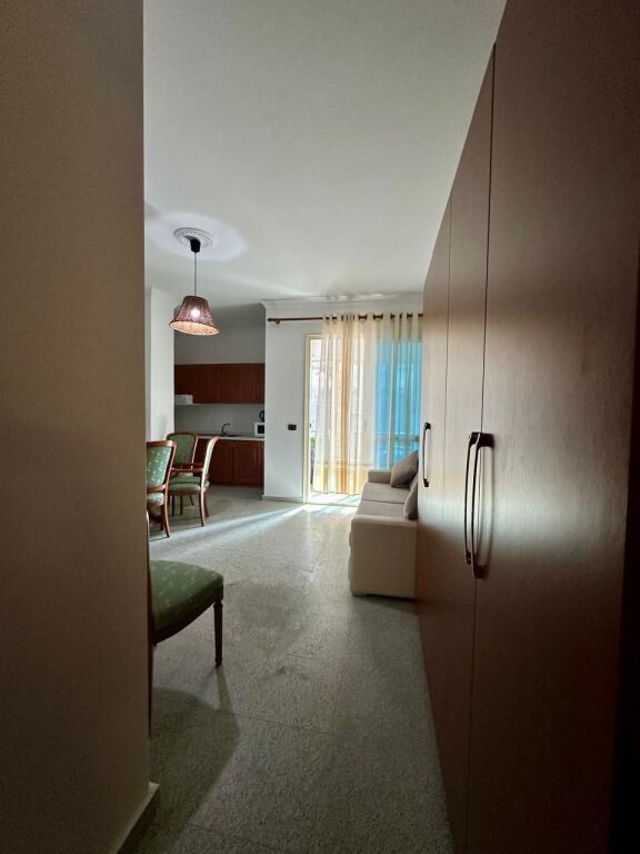 JEPET ME QIRA – Apartament 1+1 (Vijë e Parë, Pamje Deti) prane Adriatik 2