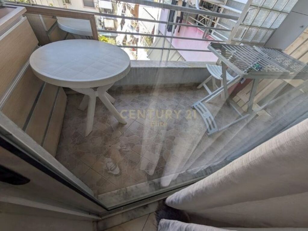 Jepet me qera apartament 1+1