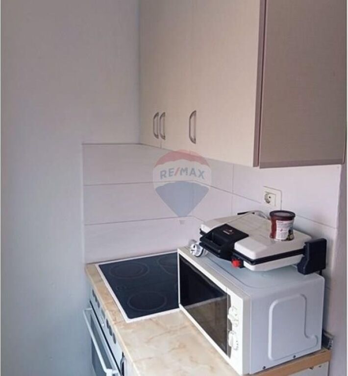 Apartament - Për Qira - Brryli, Tiranë