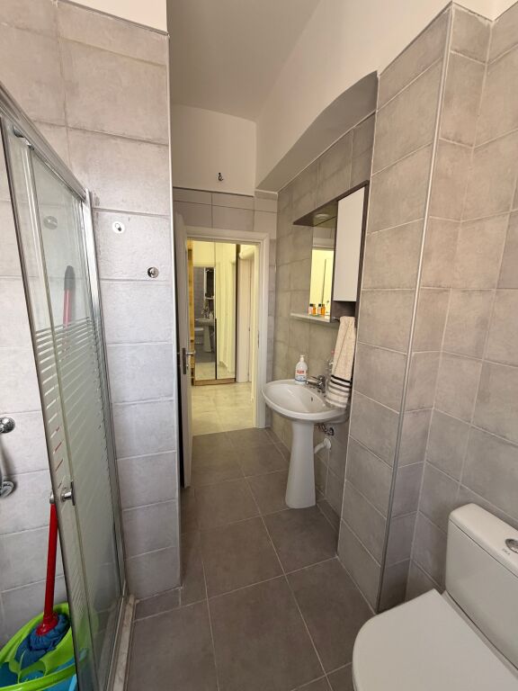 JEPET ME QERA APARTAMENT 1+1 VOLLGA, DURRES