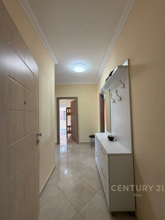 APARTAMENT 2+1+2 PER QERA NE QENDER TE DURRESIT!!!! - 500€ |