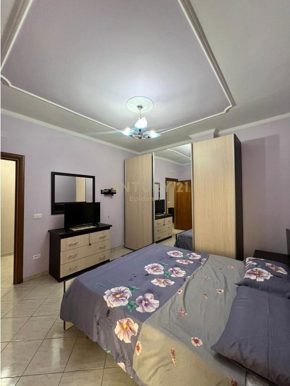 Apartament 2+1 Me Qira në Plazh-Durres !